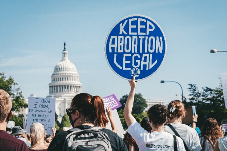 What can we learn from abortion clinic closures about managing stigmatization?